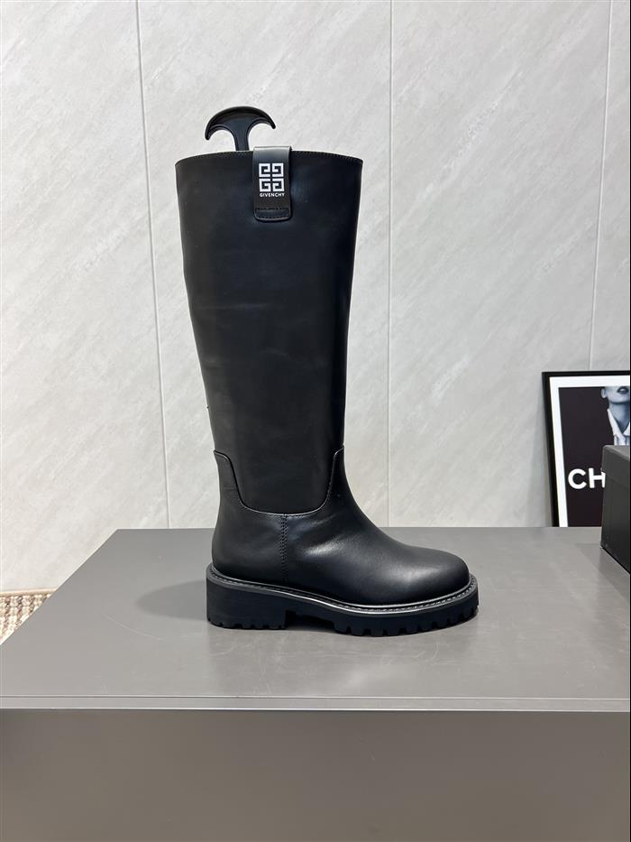 2025112817445245 430